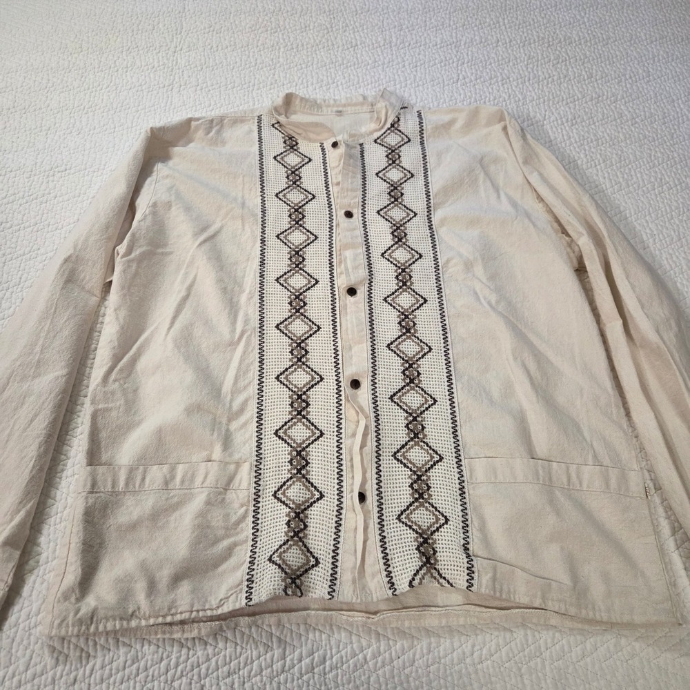 Unbranded Cream Embroidered Guayabera Shirt Mens XL EG Long Sleeve Boho Cotton